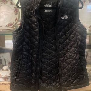 The North Face Thermoball vest size Large